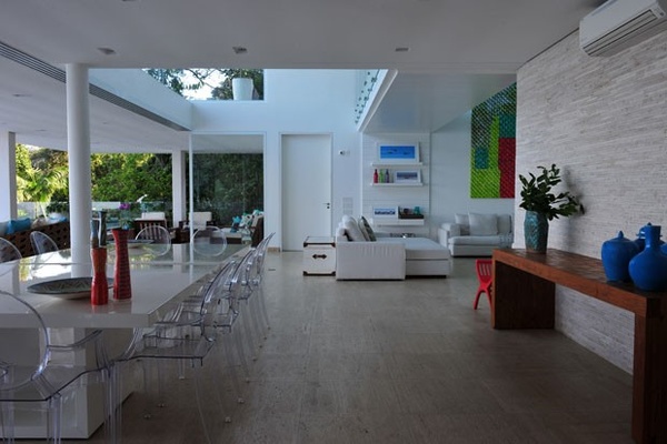 casapraiaguaruja12_600